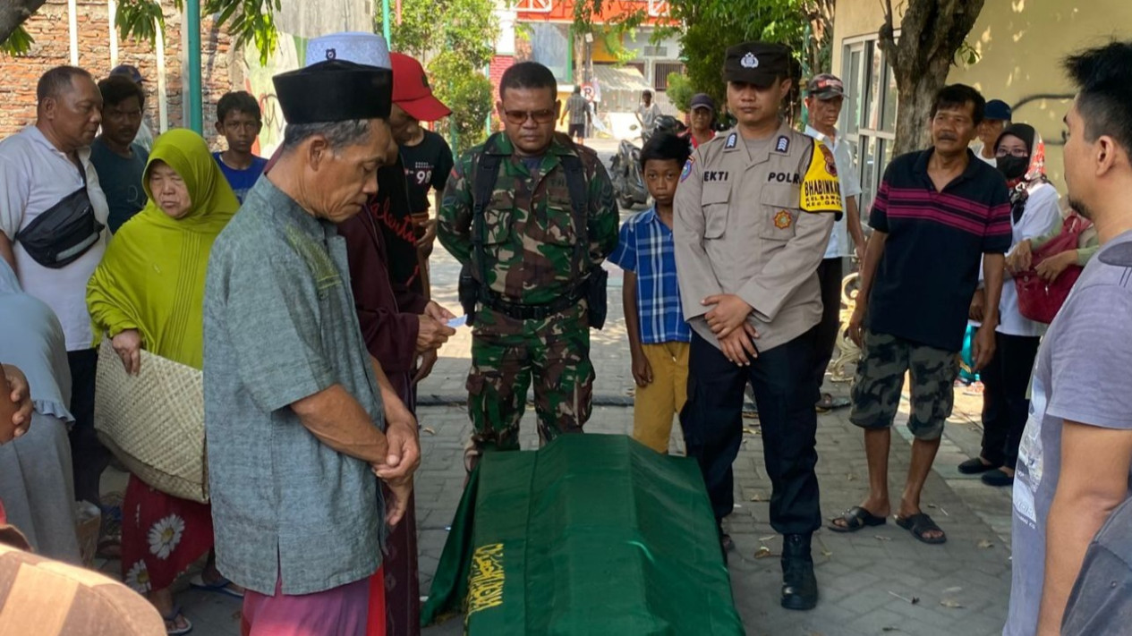 Jenazah Bocah di Semarang yang Meninggal Tak Wajar Langsung Dimakamkan Setelah Diautopsi
            - galeri foto