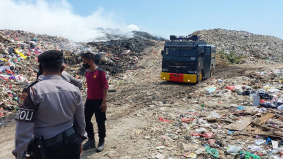 BPBD Bali Targetkan Kebakaran di TPA Suwung Padam Total Lima Hari ke depan