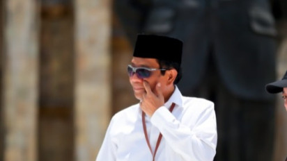 Cerita Pilu Mahfud Md di Balik Baju Putih yang Dipakai Hari Ini ke KPU