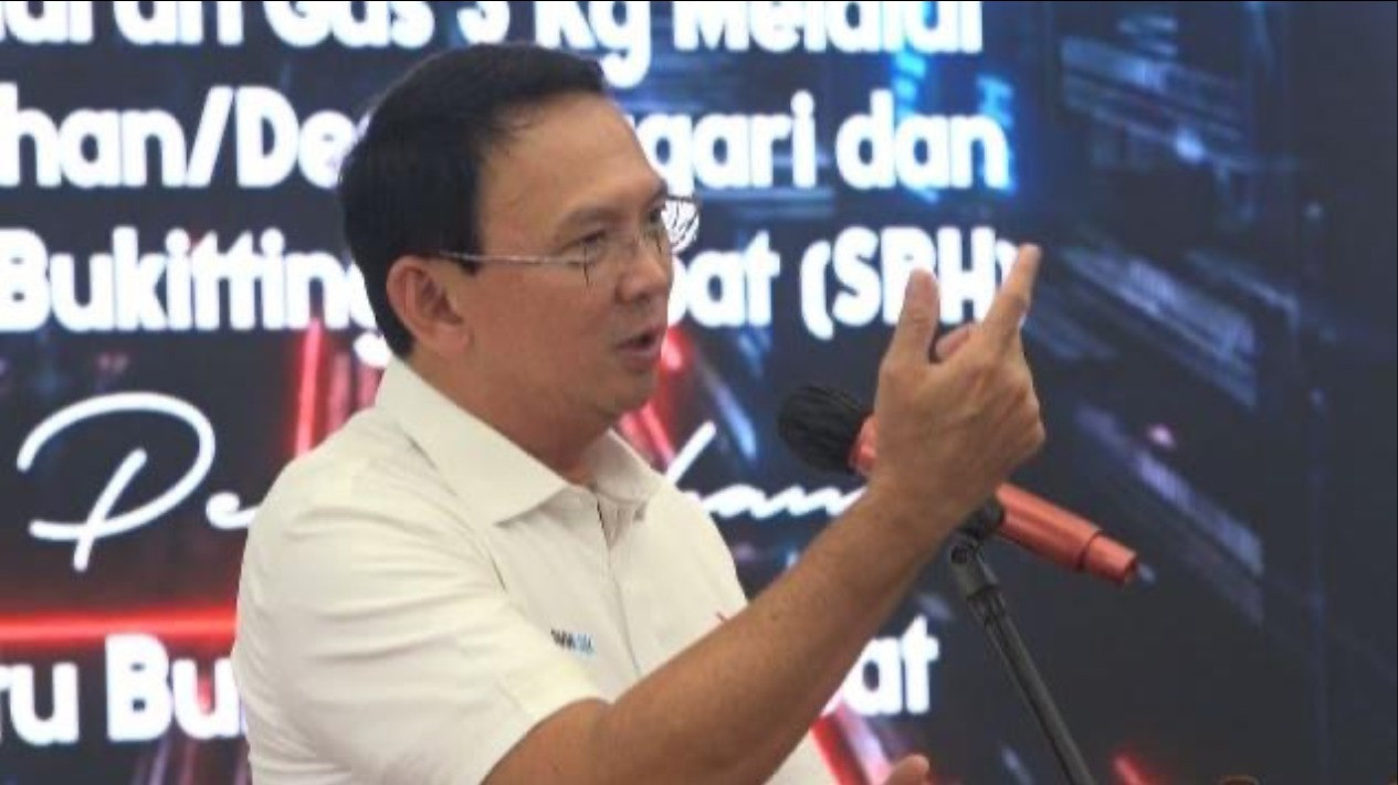 Ahok Sebut Gibran Belum Teruji dan Berpengalaman: Nanti Enggak Ngerti, Ini Bukan Soal Belajar atau Coba-coba
            - galeri foto