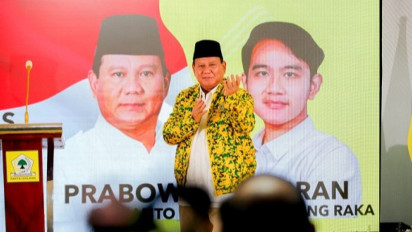 Ketika Prabowo Subianto Puja Puji Putusan Rapimnas Golkar Majukan Gibran  Rakabuming  Jadi  Pendamping Dirinya
