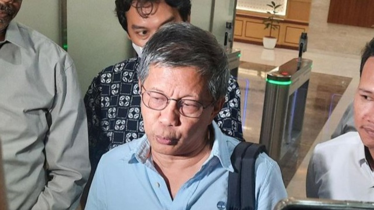 Babak Baru Kasus Kasus Penyebaran Hoaks Rocky Gerung, Kejagung Terima Surat Dimulainya Penyidikan dari Bareskrim
            - galeri foto