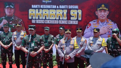 Tinjau Bakti Sosial-Kesehatan Akabri 91, Kapolri: TNI-Polri Makin Dekat dengan Rakyat