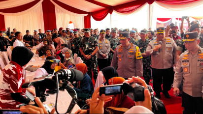 Kapolri dan Panglima TNI Beri Apresiasi Kegiatan Bakti Kesehatan dan Bakti Sosial Alumni AKABRI 91 Terpusat di Malang