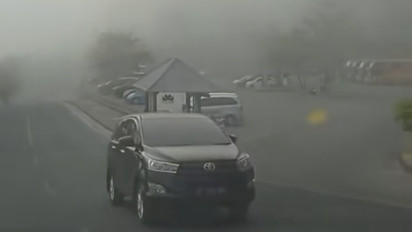 Heboh Pantai di Bali Diselimuti Kabut Tebal, BMKG Sebut Kemungkinan Adveksi