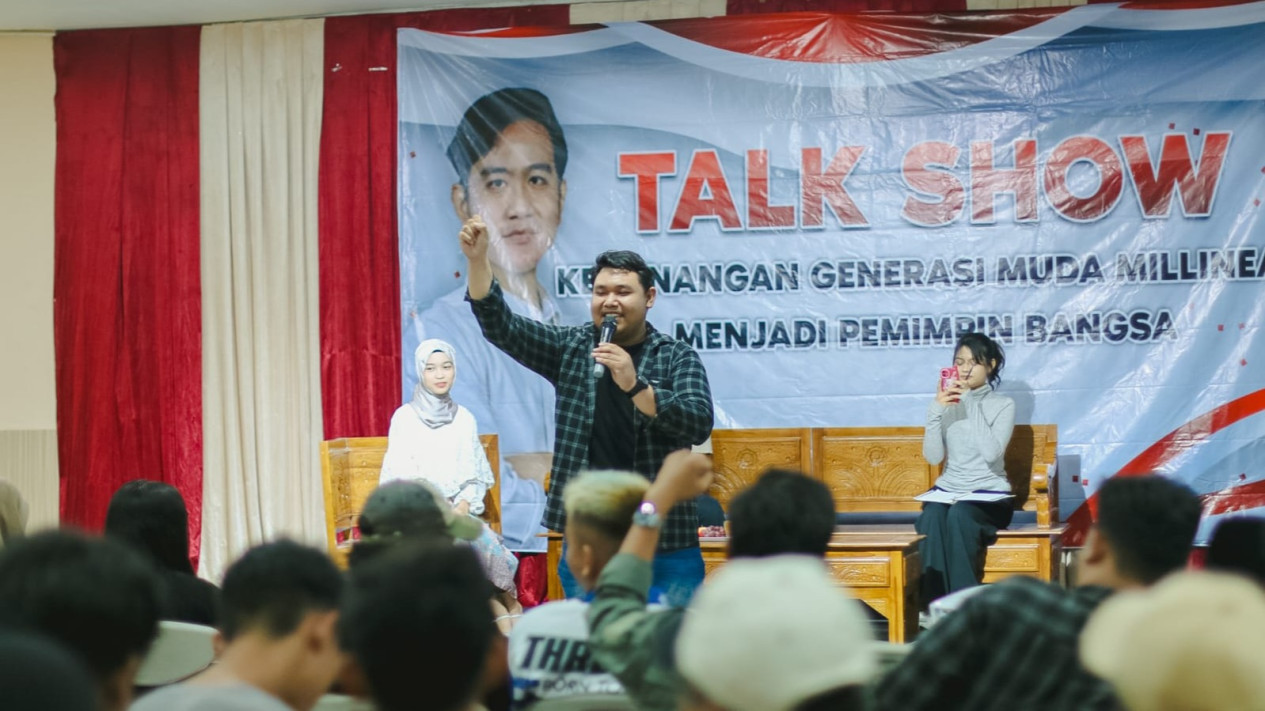 Milineal Muda Surabaya Sambut Suka Cita Majunya Gibran sebagai Cawapres, Siap Kawal hingga Kemenangan
            - galeri foto