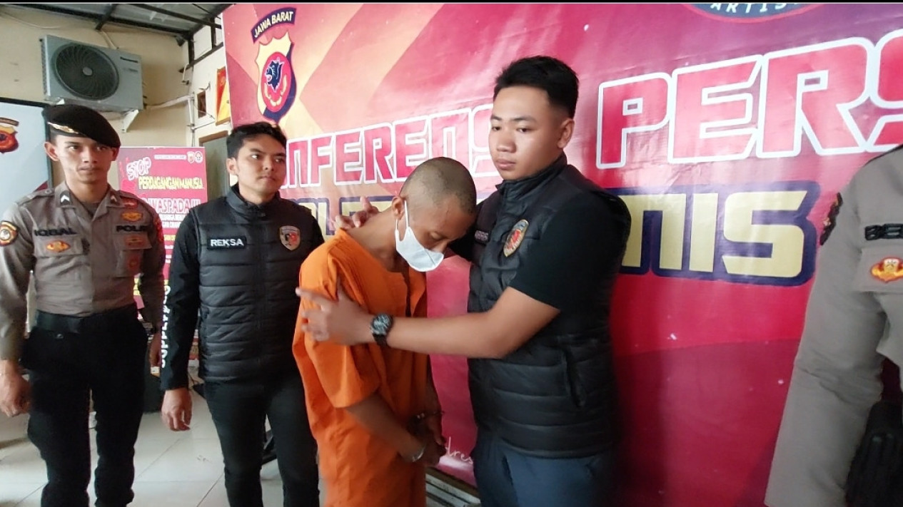 Ternyata Dibunuh Selingkuhannya, Awalnya Seorang Wanita Pedagang Buah di Ciamis Dilaporkan telah Bunuh Diri
            - galeri foto