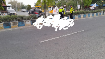 Tak Mampu Kuasai Laju Motornya dan Hantam Pembatas Jalan, Seorang Pemotor Tewas