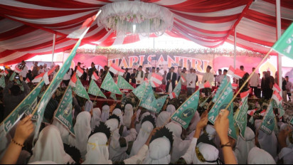 Pj Gubernur Bersama Menko PMK RI Hadiri Peringatan Hari Santri Nasional di Sumsel