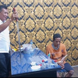 Tim Direktorat Polisi Perairan dan Udara Polda Sumut Gerebek Kampung Narkoba Pesisir Pantai, Seorang Pengedar Ditangkap