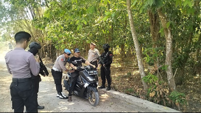 Pilkades Serentak di Bangkalan Rawan Konflik, Polisi Razia Senjata Tajam