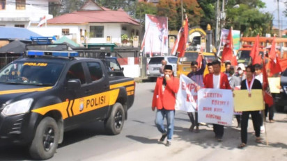 Mahasiswa GMNI Kabupaten Dairi Demo Dikantor Bupati Dairi, Visi-Misi Unggulan Bupati Dairi dan Wakil Bupati Dinilai Nol