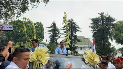 Tak Hanya Naik Mobil ‘Maung’, Prabowo-Gibran Juga Diarak Ondel-Ondel hingga Rebana