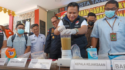 Polisi dan Bea Cukai Musnahkan 9.807 Butir Ekstasi asal Malaysia di Tanjungpinang