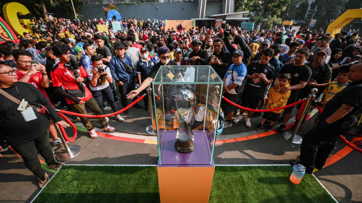 Giliran Surabaya Akan Disambangi Trofi Piala Dunia U-17
            - galeri foto