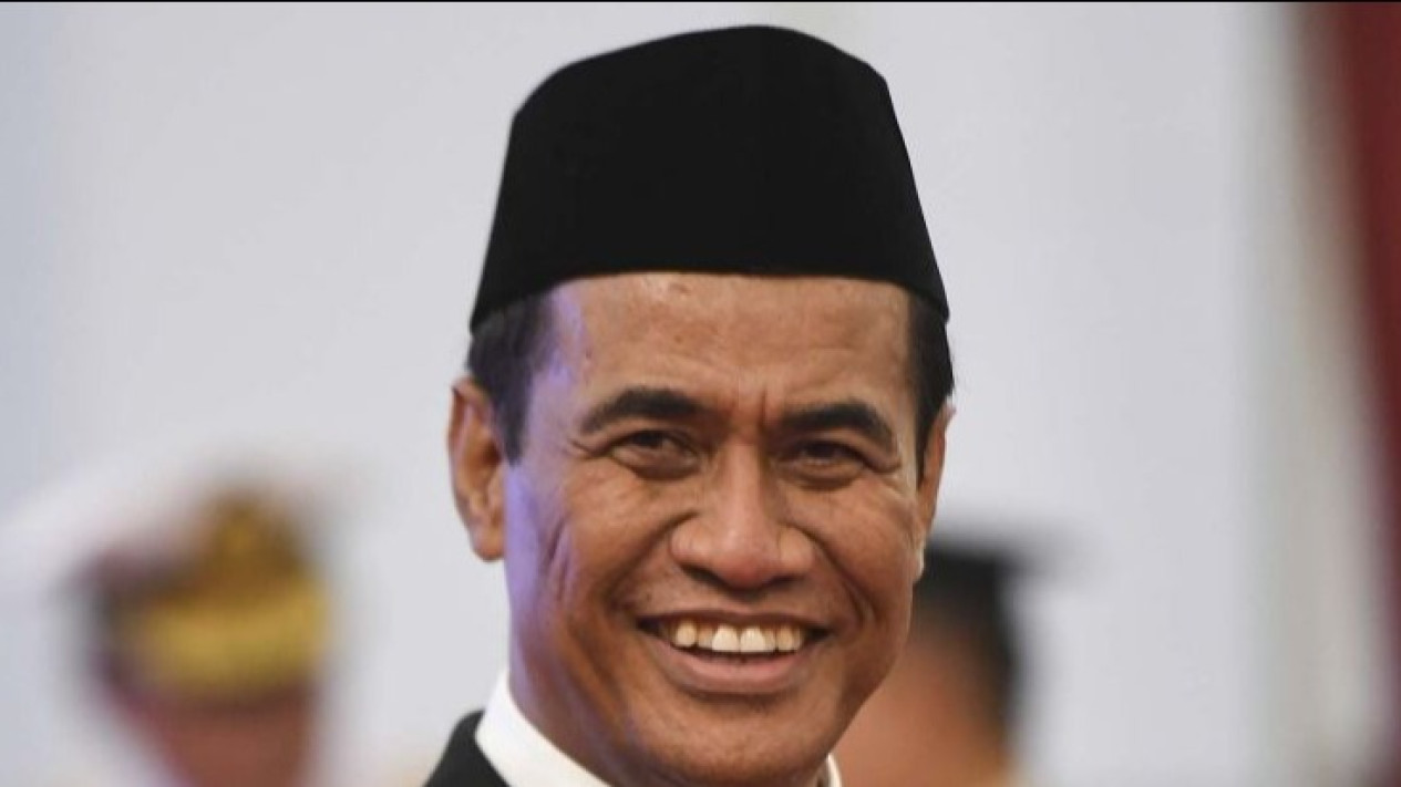 Mentan Amran Fokus Tingkatkan Produksi Sesuai Pesan Jokowi
            - galeri foto