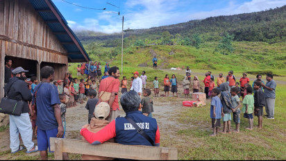 17 Penerbangan Angkut Bantuan Kemensos untuk Warga Yahukimo