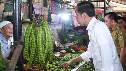 Presiden Jokowi Kunjungi Pasar, Harga Bahan Pokok di Sumsel Stabil