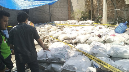 900 Karung Material Batu Hitam dari Tambang Ilegal Disita Polda Gorontalo