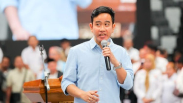 Singgung Warna Merah dan Kuning, Sekjen PDIP Benarkan Gibran Sudah Pamit ke Puan