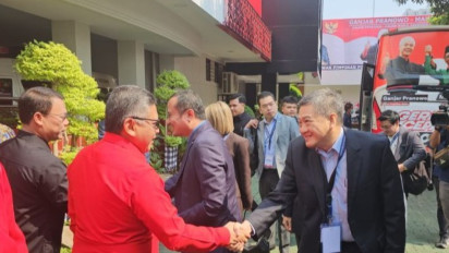 Hasto sambut Perwakilan CALD Party di Sekolah PDIP