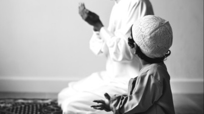 Jangan Remehkan Kekuatan Doa dari Orang Tua, Ustaz Irfan Rizki Jelaskan Dahsyatnya ..