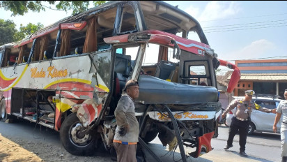 Dua Penumpang Tewas Usai Bus Malam Madu Kismo Alami Kecelakaan, Seruduk Pohon di Paiton Probolinggo