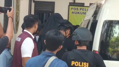 Panji Gumilang Tiba Di Kajari Indramayu, Ini Jeratan Hukumannya
