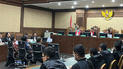Kuasa Hukum Nilai JPU Terlalu Ambisius Tuntut Terdakwa Galumbang Menak