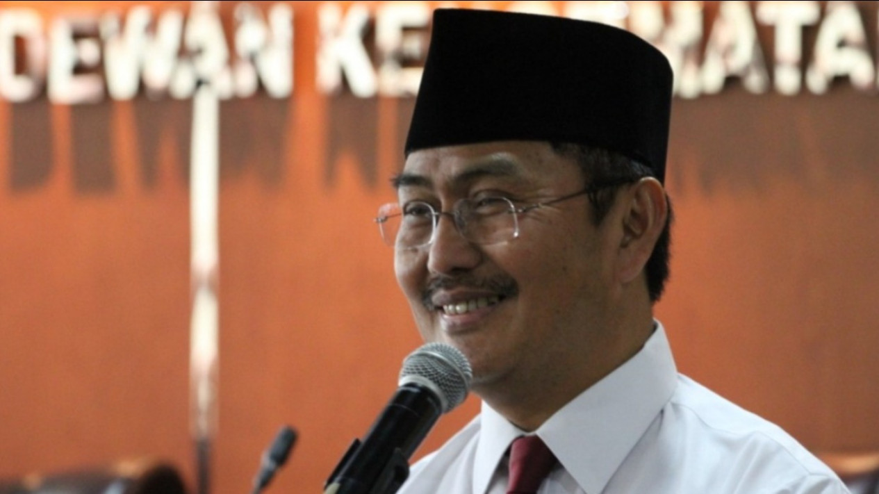 Ada 18 Laporan Pelanggaran Etik Hakim MK, Jimly Blak-blakan sebut Paling Banyak Anwar Usman
            - galeri foto