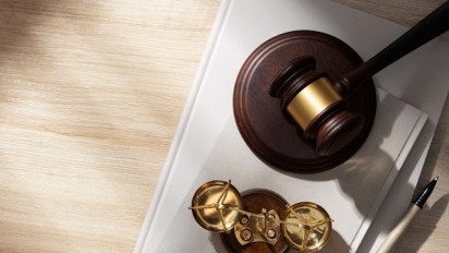 Tafsir Surah Al Hujurat Ayat 9: Sungguh, Allah Mencintai Orang-orang yang Berlaku Adil