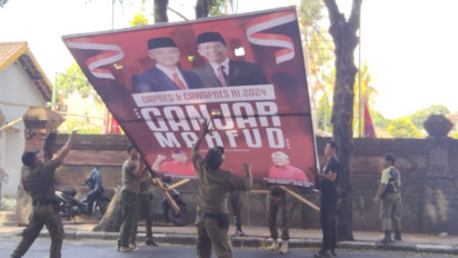 Jokowi Kunker ke Batu Bulan Gianyar, Bendera PDIP dan Baliho Ganjar-Mahfud Dicopot