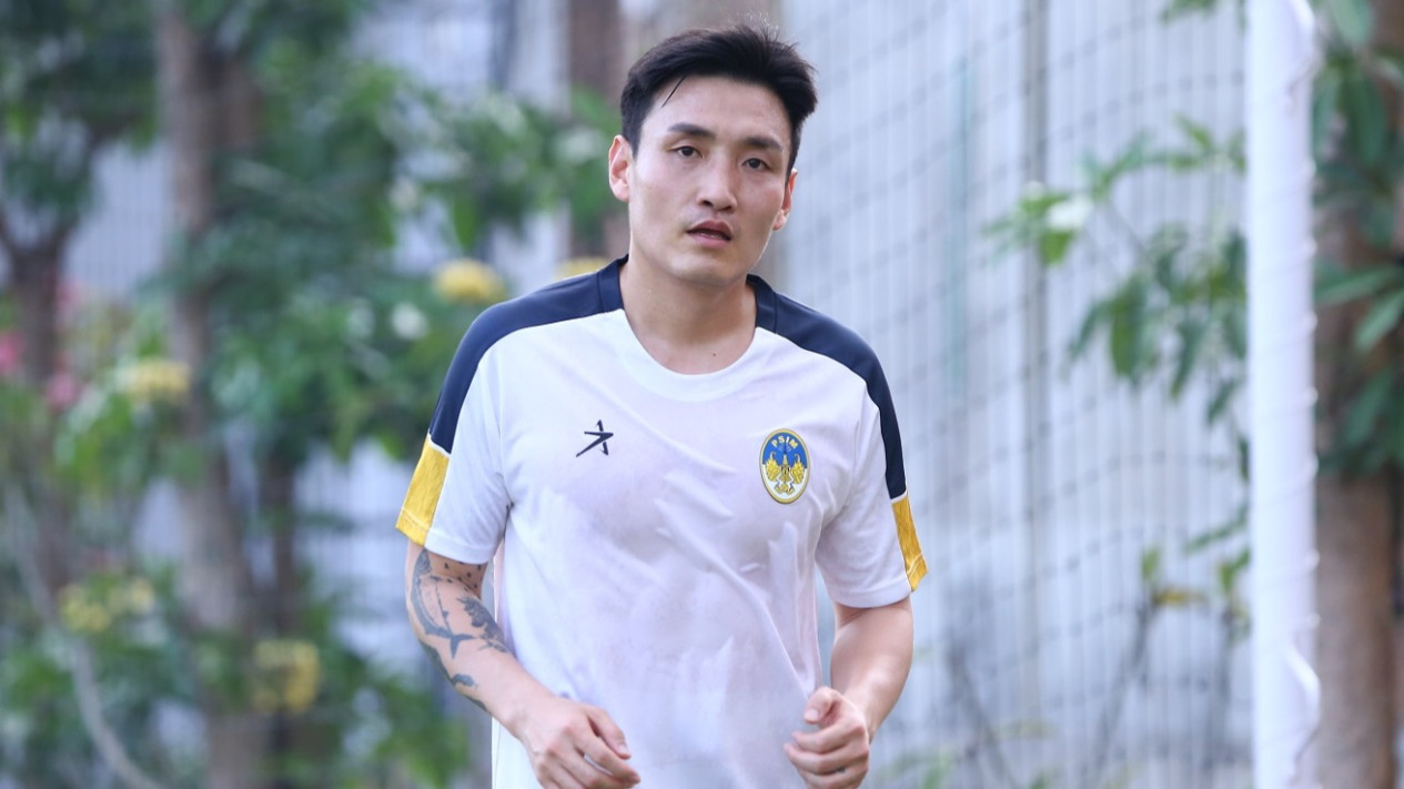 PSIM Yogyakarta Rekrut Pemain Asing Asal Korea Kim Bong Jin
            - galeri foto