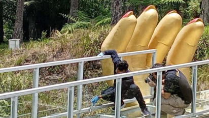 Ternyata Pemilik Desain Asal-asalan dan Pakai Kaca Bekas Jembatan The Geong Banyumas