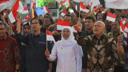 Pengamat Beberkan Dua Faktor yang Sebabkan Khofifah Diperebutkan Jadi Timses Para Paslon Capres-Cawapres