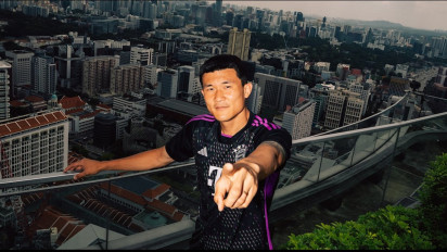 Bek Korea Selatan Kim Min-jae Raih Gelar Pemain Terbaik Asia
