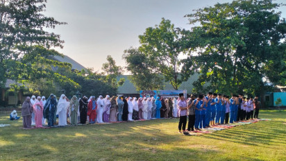 Sholat Istisqa di SMK Islam Farmasi Sumbawa, Doa Bersama untuk Mengakhiri Musim Kemarau