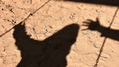 Niat Berobat Ambeien ke Orang Pintar, Mahasiswi Ini Berakhir Disetubuhi Dukun Cabul