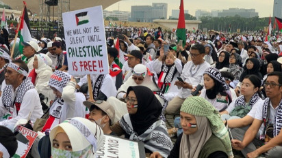 Berita Foto: Seruan Kemerdekaan Palestina Menggema Pada Aksi Bela Palestina di Silang Monas Jakarta