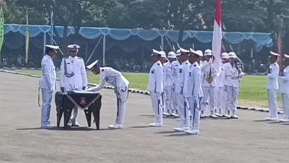 Kasal Lantik 217 Siswa Diktupa Angkatan 53 di Kodiklatal Surabaya