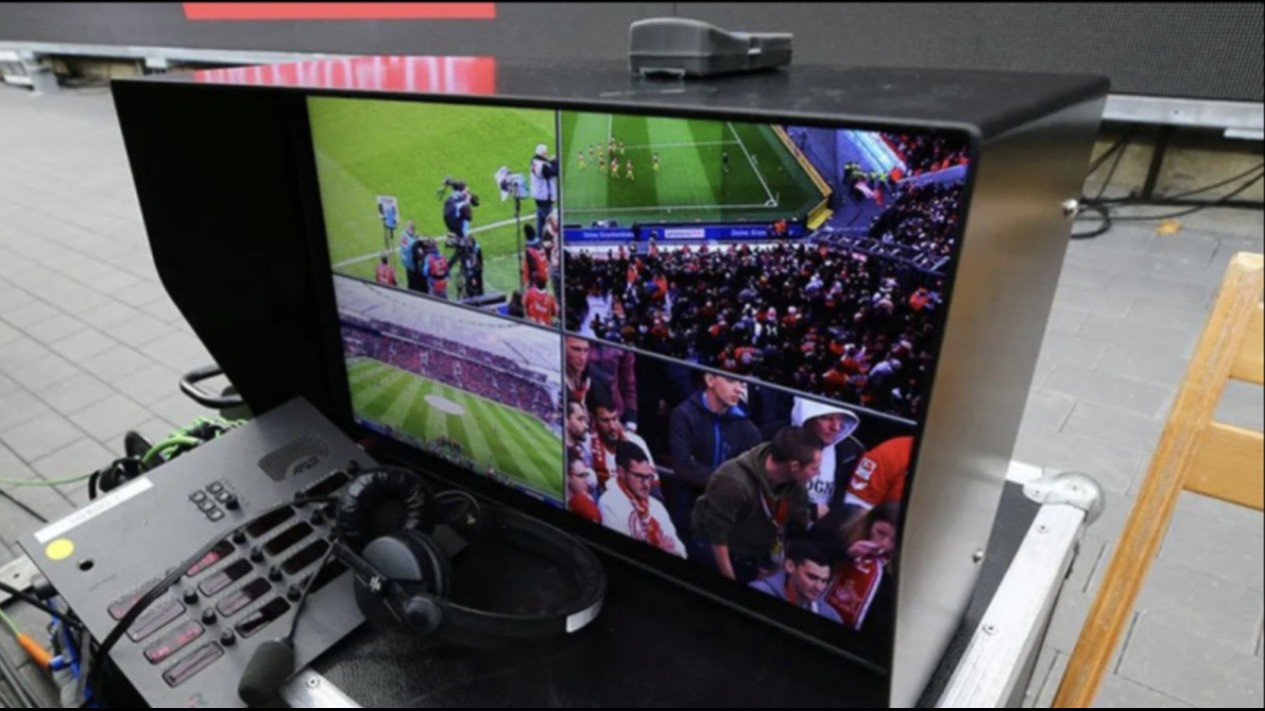 Teknologi VAR Bikin Wasit Championship Lebih Akurat, PSSI Beberkan Datanya
            - galeri foto