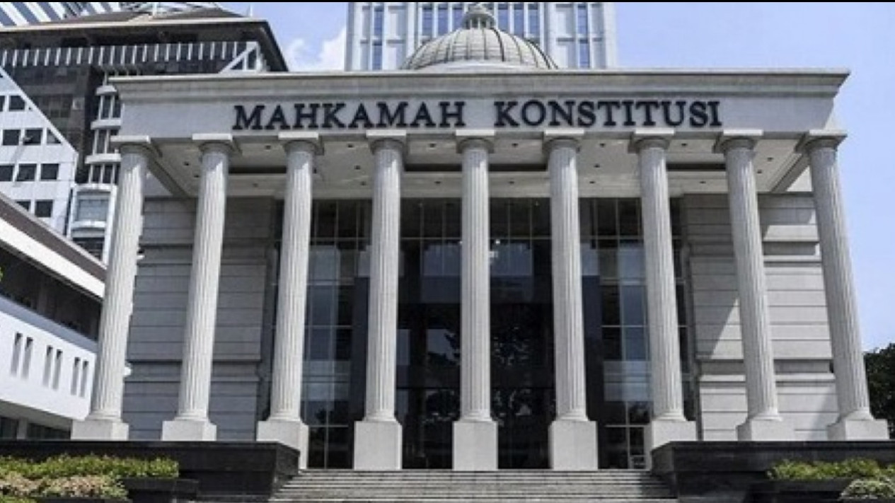 Mahkamah Konstitusi Lahir Agustus 2003, Inilah Perjalanan Pembentukannya
            - galeri foto
