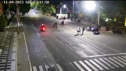 Terekam CCTV, Siswa SMP di Banyuwangi Jadi Korban Pengeroyokan Dua Pemuda Misterius