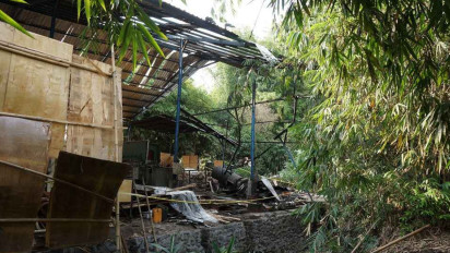 Tabung Boiler Pabrik Pengolahan Kayu di Lumajang Meledak, Dua Pekerja Dilarikan ke Rumah Sakit