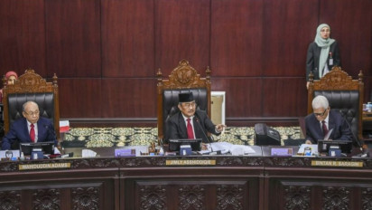 Bintan R. Saragih Ingin Anwar Usman Diberhentikan Tidak Dengan Hormat