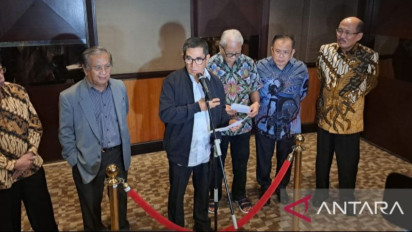 Mantan Ketua MK Prihatin Dengan Terungkapnya Bukti Bukti di Persidangan MKMK: Ternyata Banyak Sekali yang Harusnya Tak Boleh Terjadi!