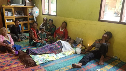 Siswi SMA di Tapteng Tewas Tersambar Petir saat Cari Sayur di Sawah