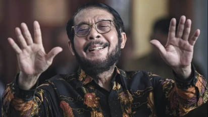 Mahfud MD Menilai Anwar Usman Tidak Harus Mundur sebagai Hakim MK