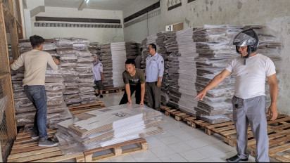 3.061 Logistik Kotak Suara Tiba di KPU Kota Batu