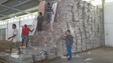 Logistik Pemilu Mulai Tiba di Banyuwangi, Ini Rinciannya